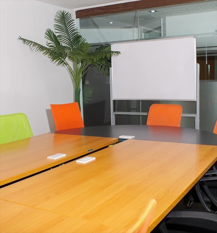 Executive office space with modern furnishing